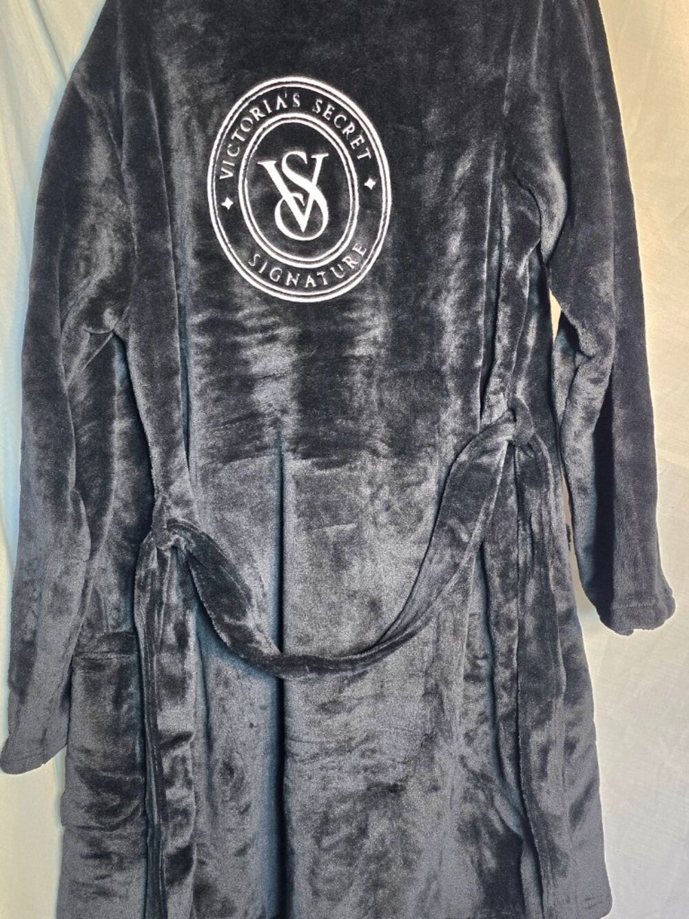 Victoria's Secret Robe, black, 3/4 length, Size: M/ L, NWT - Picture 3 of 5